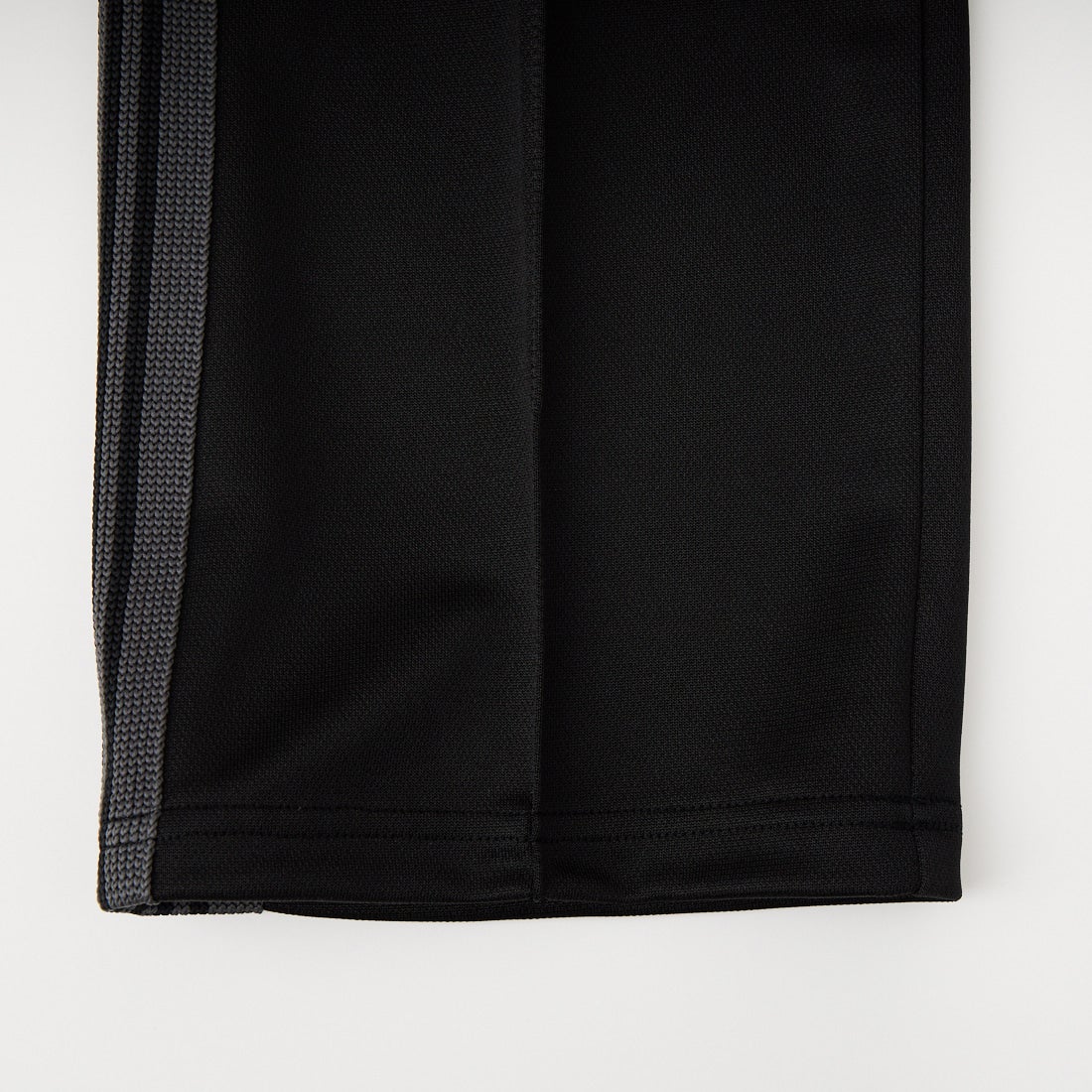 Needles [ニードルズ] 別注 レギュラートラックパンツ [RW1716-JF] BLACK