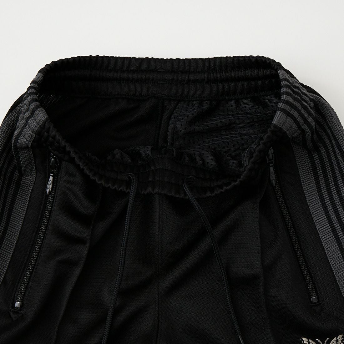 Needles [ニードルズ] 別注 レギュラートラックパンツ [RW1716-JF] BLACK