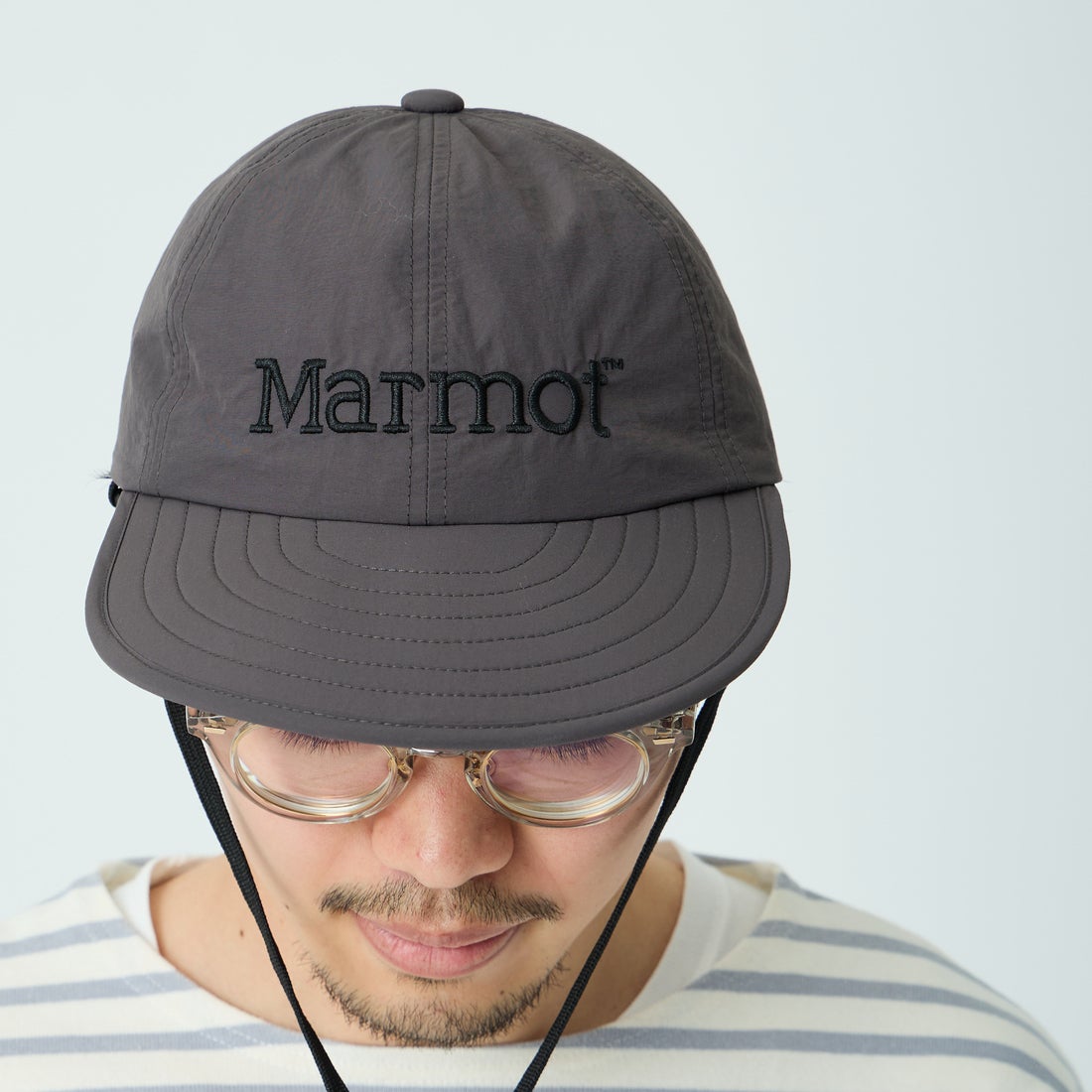 Marmot [マーモット] 別注 ブランドロゴ ロングビルキャップ [MTSS26UHG342IN-JF] CHARCOAL