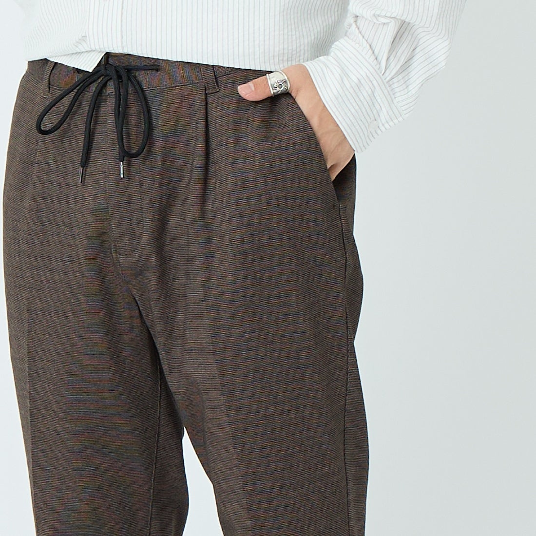 Jeans Factory Clothes [ジーンズファクトリークローズ] テックポンチ 1Pイージースラックス [JFC-262-001] 1BRN B.EYE &&モデル身長：179cm 着用サイズ：XL&&
