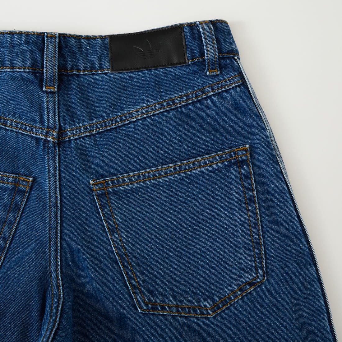 adidas Originals [アディダス オリジナルス] ファイヤーバード デニムトラックパンツ [BZ794] KD2935