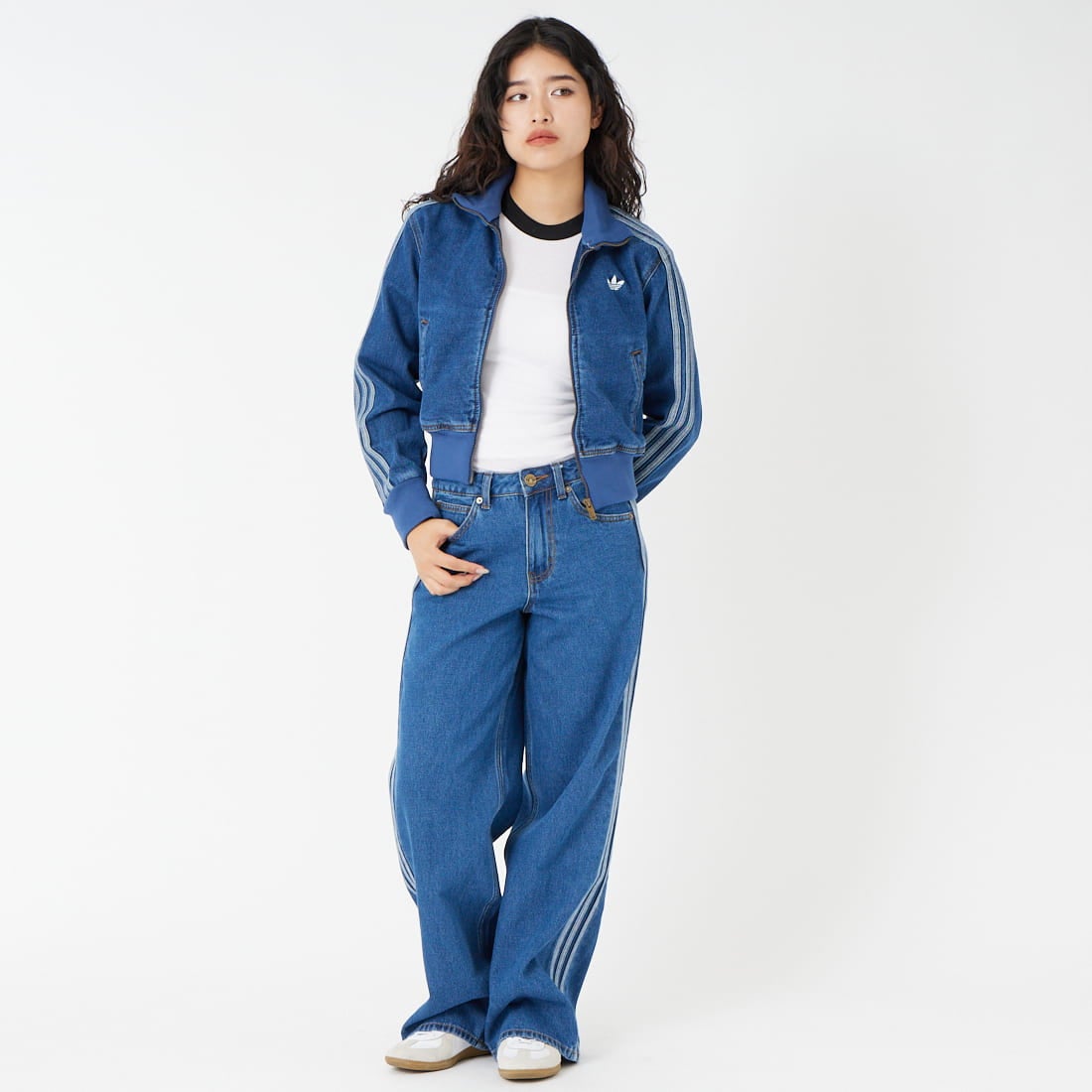 adidas Originals [アディダス オリジナルス] ファイヤーバード デニムトラックトップ [TE651] KD2913 &&モデル身長：162cm 着用サイズ：S&&