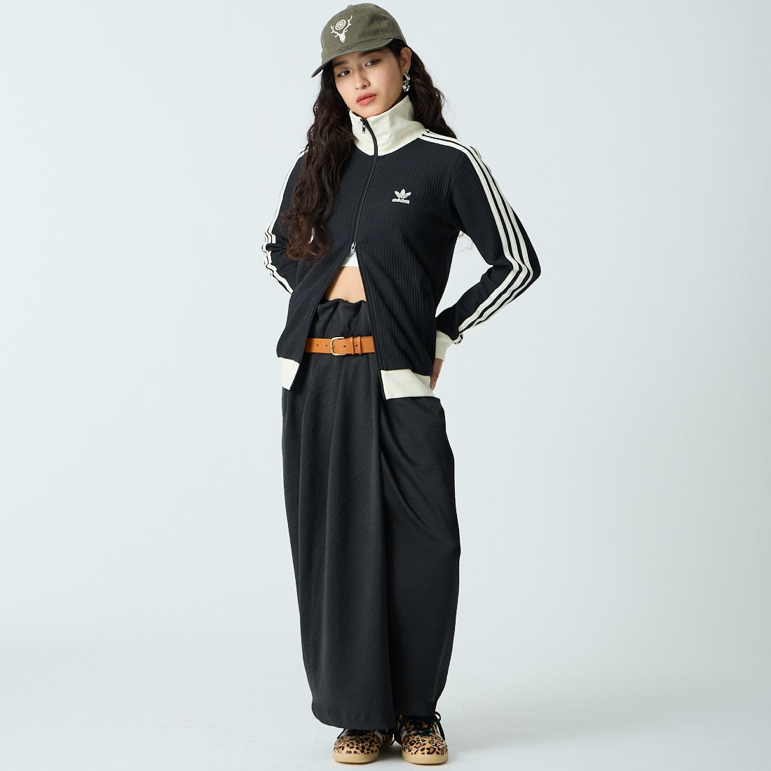 adidas Originals [アディダス オリジナルス] ワッフル クラシックトラックトップ [C4608] JW0110 &&モデル身長：162cm 着用サイズ：XS&&