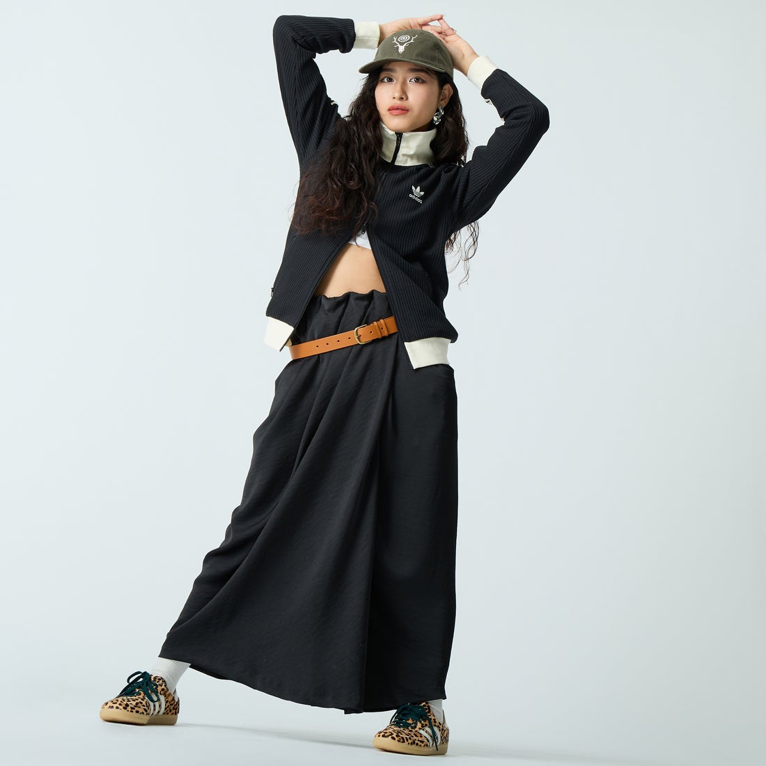 adidas Originals [アディダス オリジナルス] ワッフル クラシックトラックトップ [C4608] JW0110 &&モデル身長：162cm 着用サイズ：XS&&