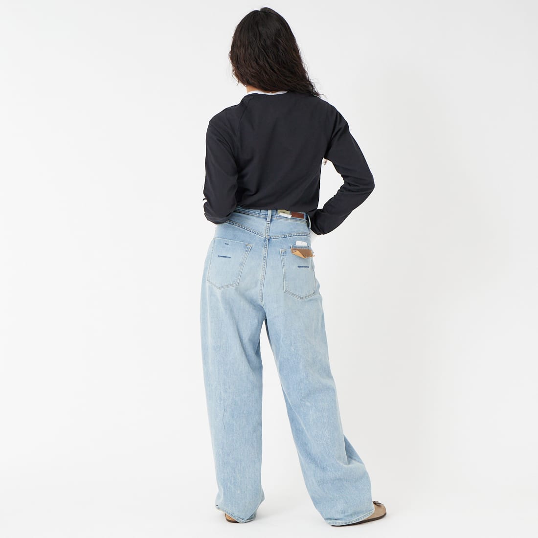 adidas Originals [アディダス オリジナルス] スリーストライプス ロングスリーブTシャツ [MCE70] KE3546 &&モデル身長：162cm 着用サイズ：S&&