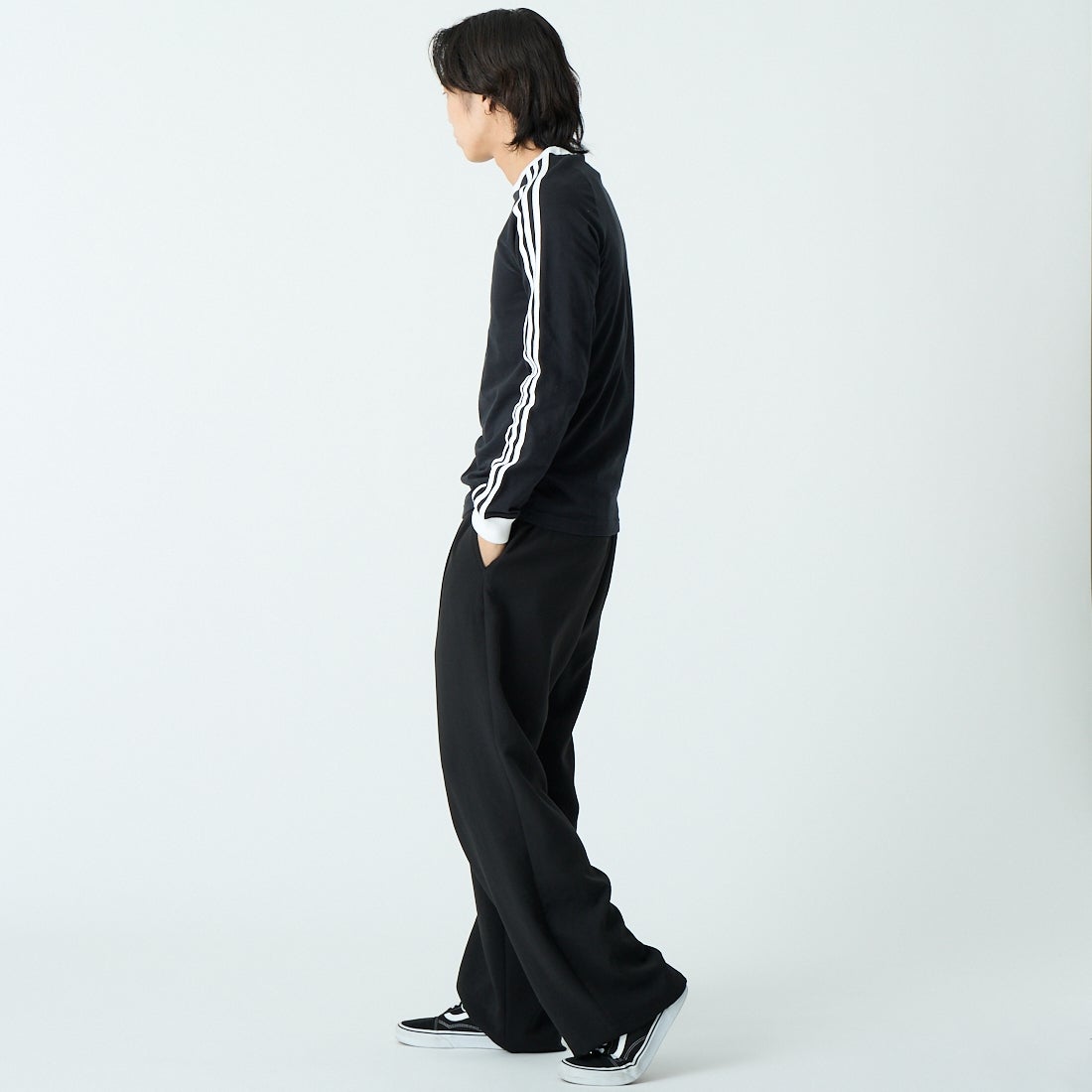 adidas Originals [アディダス オリジナルス] スリーストライプス ロングスリーブTシャツ [MCE70] KE3546 &&モデル身長：179cm 着用サイズ：L&&