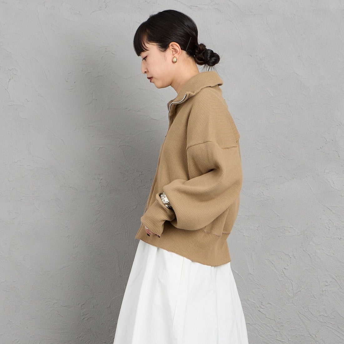 Americana [アメリカーナ] ヴィンテージリブ クロップドブルゾン [BRF-790A] ﾍﾞｰｼﾞｭ &&モデル身長：150cm 着用サイズ：ONE SIZE&&