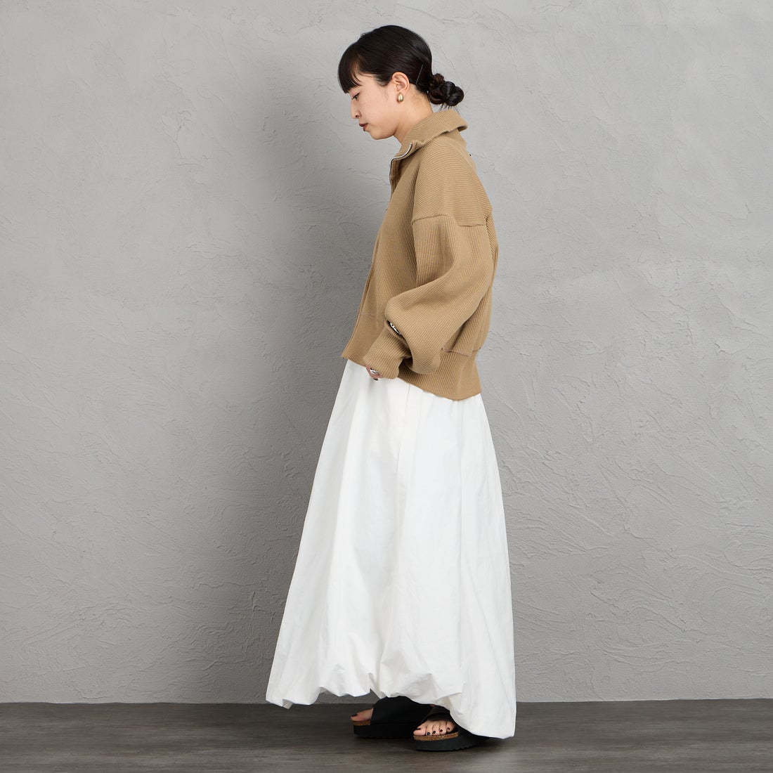 Americana [アメリカーナ] ヴィンテージリブ クロップドブルゾン [BRF-790A] ﾍﾞｰｼﾞｭ &&モデル身長：150cm 着用サイズ：ONE SIZE&&