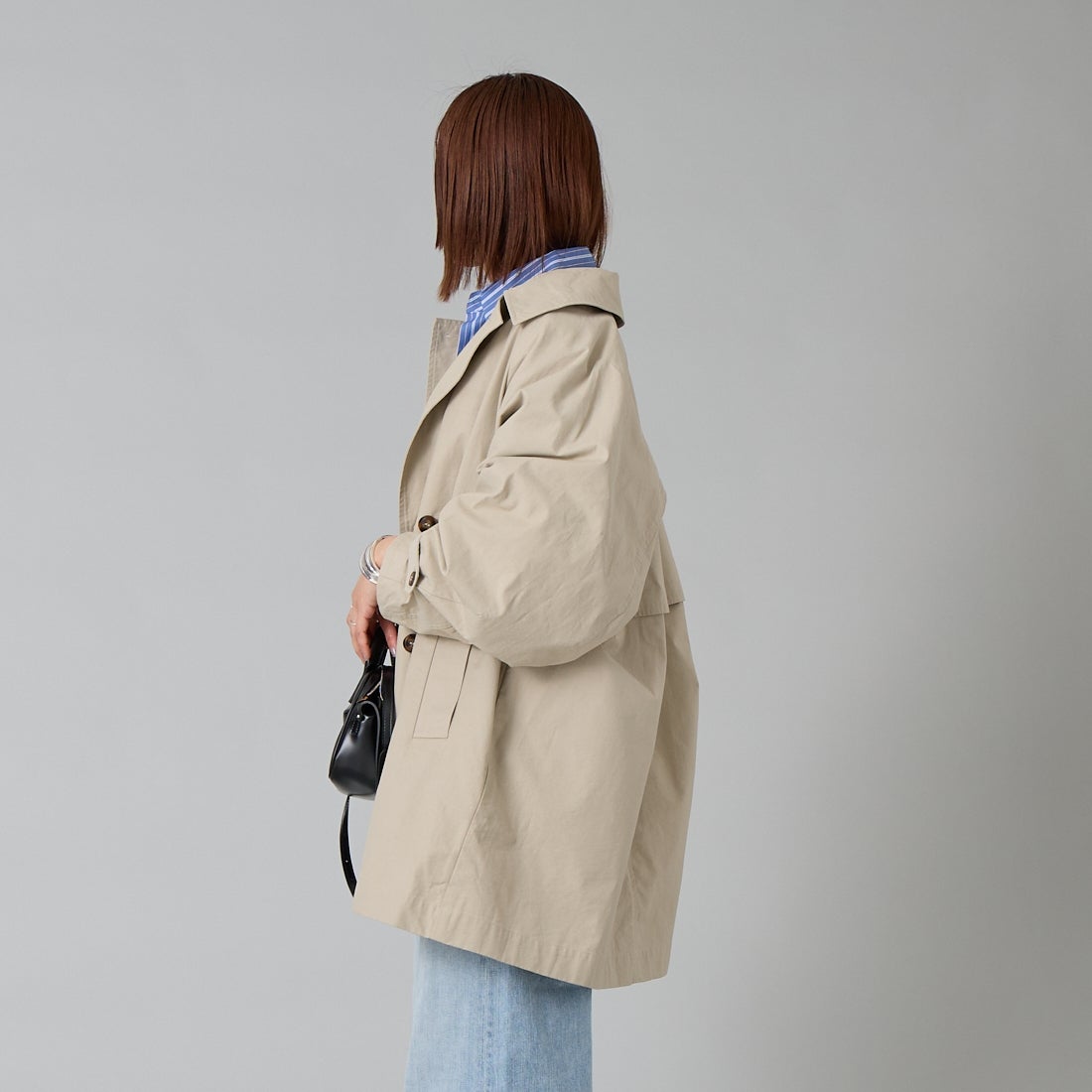 CLOCHE [クロシェ] ミドル丈トレンチコート [61284504] ﾍﾞｰｼﾞｭ &&モデル身長：159cm 着用サイズ：2&&