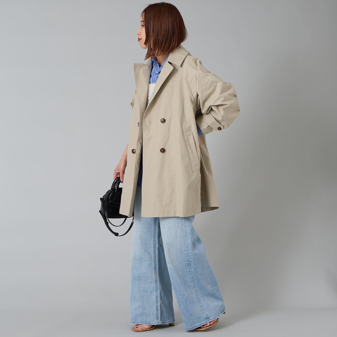 CLOCHE [クロシェ] ミドル丈トレンチコート [61284504] ﾍﾞｰｼﾞｭ &&モデル身長：159cm 着用サイズ：2&&