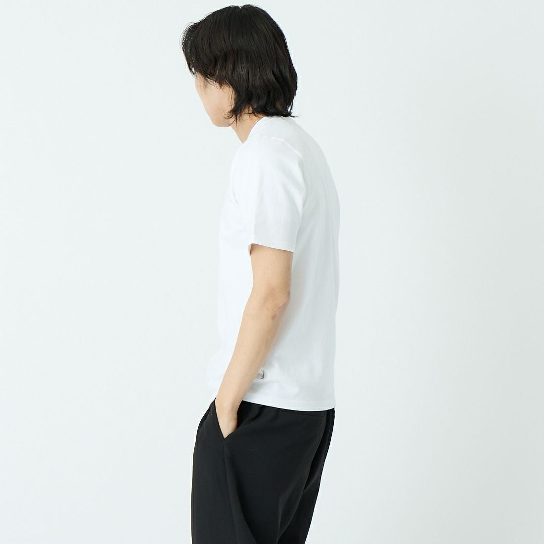 YANUK [ヤヌーク] YYYYYYY Tシャツ [57261901] WSX &&モデル身長：179cm 着用サイズ：M&&