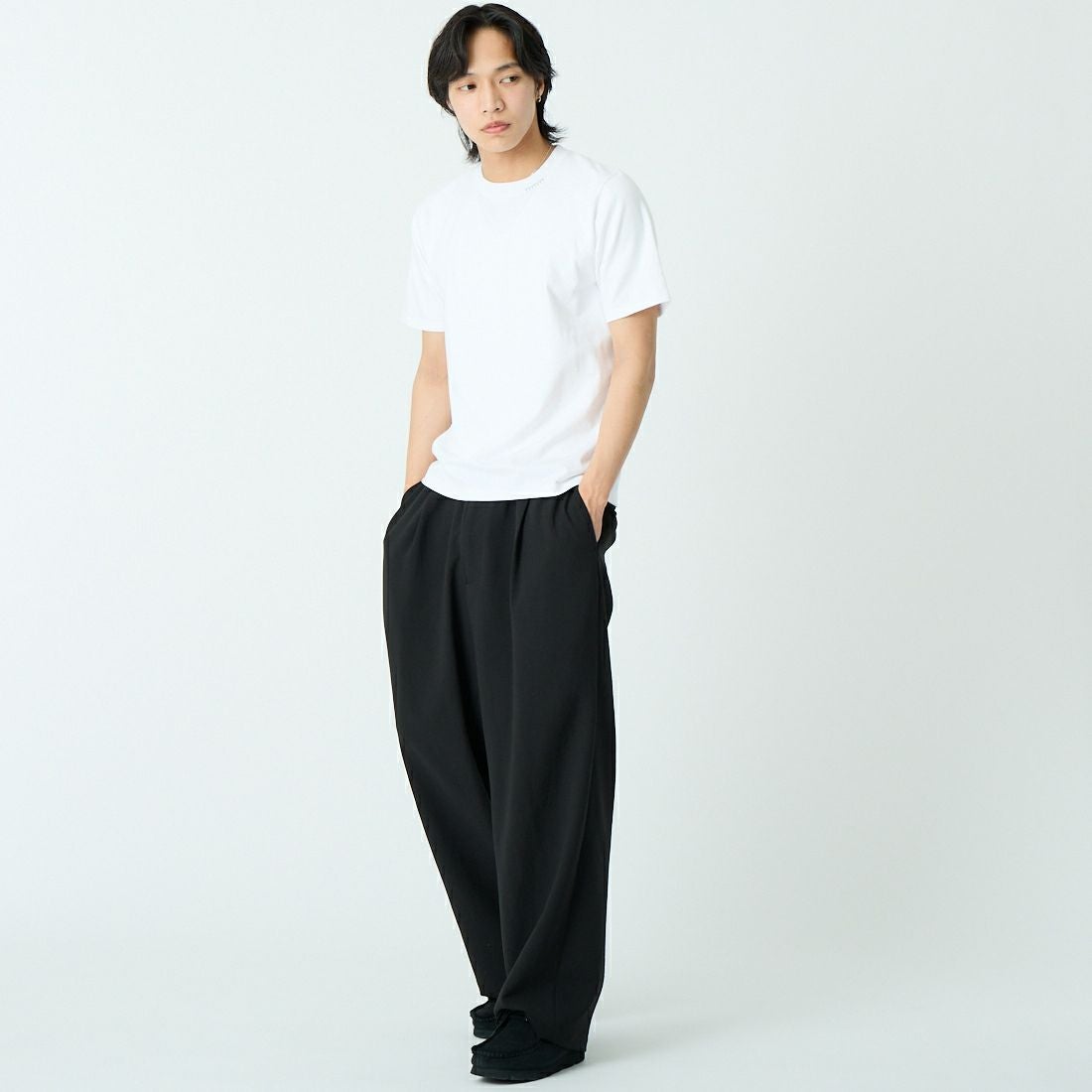 YANUK [ヤヌーク] YYYYYYY Tシャツ [57261901] WSX &&モデル身長：179cm 着用サイズ：M&&