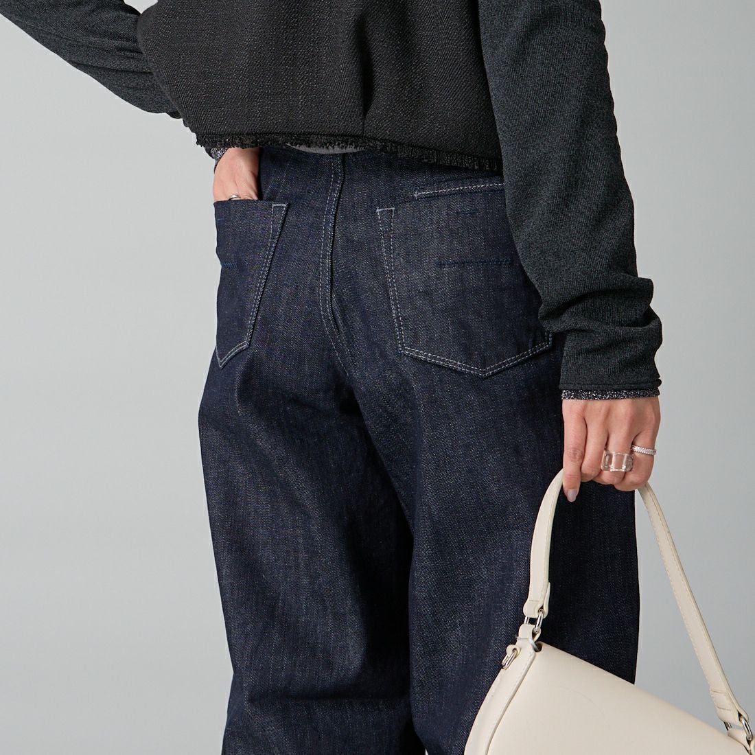 YANUK [ヤヌーク] ワイドフレアデニム [57151320] OWI &&モデル身長：159cm 着用サイズ：24&&ヤヌーク] ワイドフレアデニム [57151320] OWI