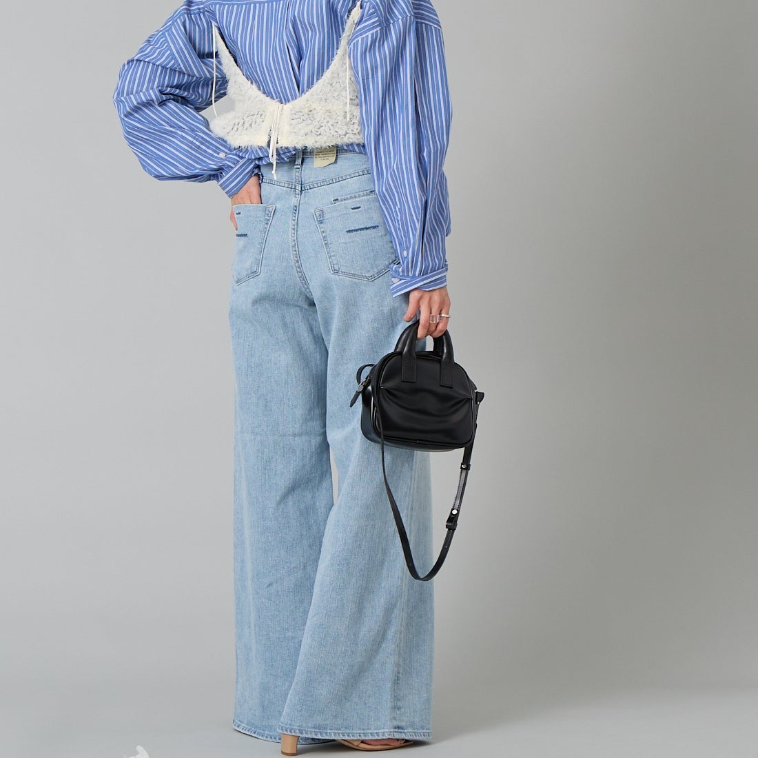 YANUK [ヤヌーク] ワイドフレアデニム [57161382] MFT &&モデル身長：159cm 着用サイズ：24&&