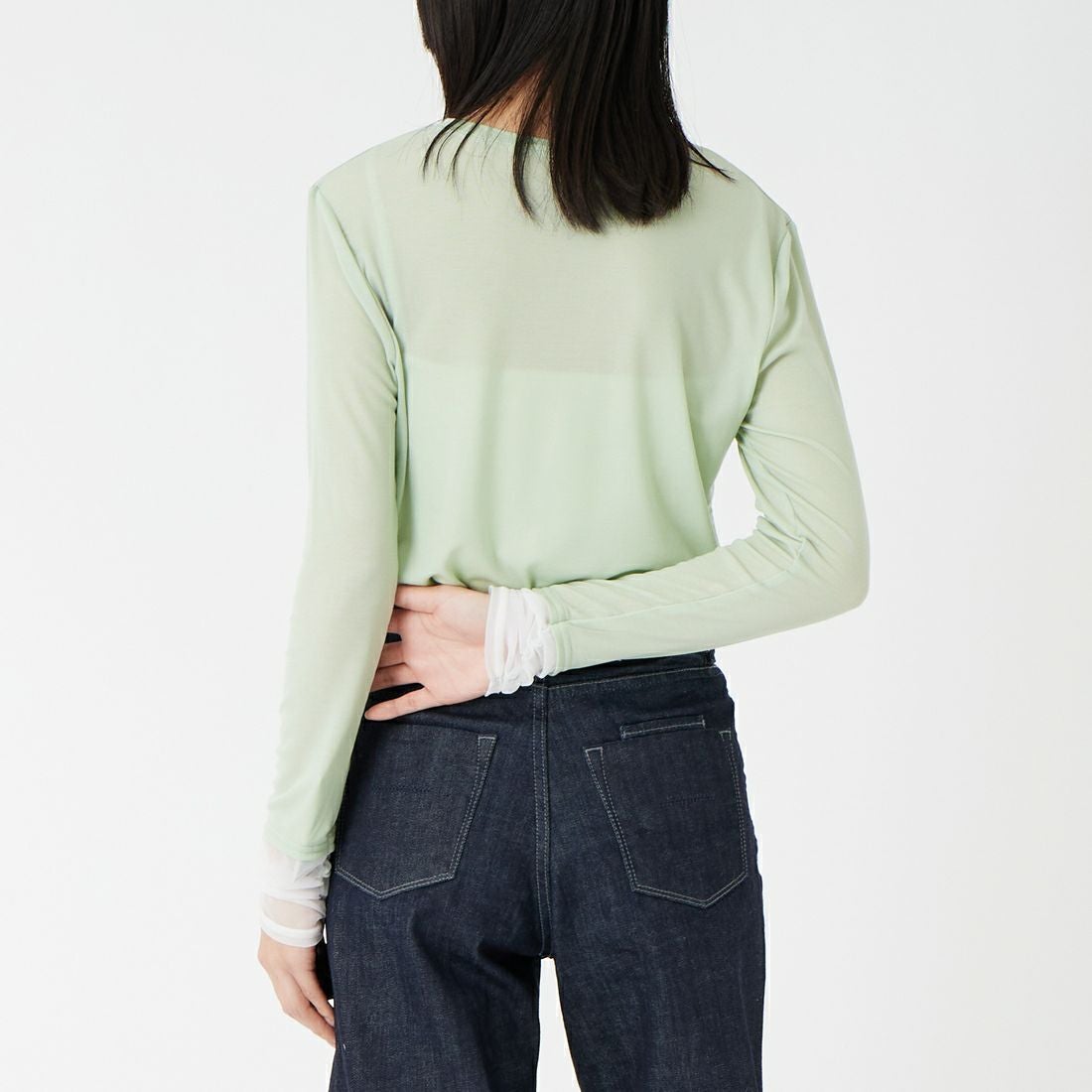 DIGNITE COLLIER [ディニテコリエ] 袖シャーリングプルオーバー [80267005] 061 ﾐﾝﾄｸﾞﾘ &&モデル身長：162cm 着用サイズ：F&&