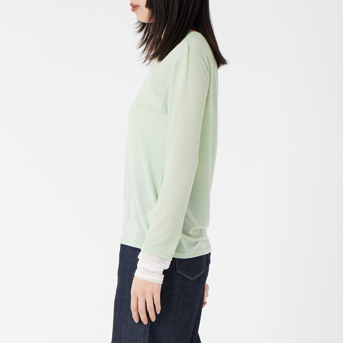 DIGNITE COLLIER [ディニテコリエ] 袖シャーリングプルオーバー [80267005] 061 ﾐﾝﾄｸﾞﾘ &&モデル身長：162cm 着用サイズ：F&&