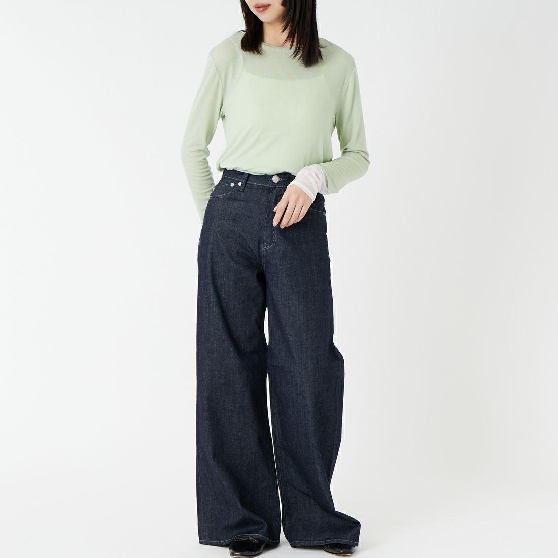 DIGNITE COLLIER [ディニテコリエ] 袖シャーリングプルオーバー [80267005] 061 ﾐﾝﾄｸﾞﾘ &&モデル身長：162cm 着用サイズ：F&&