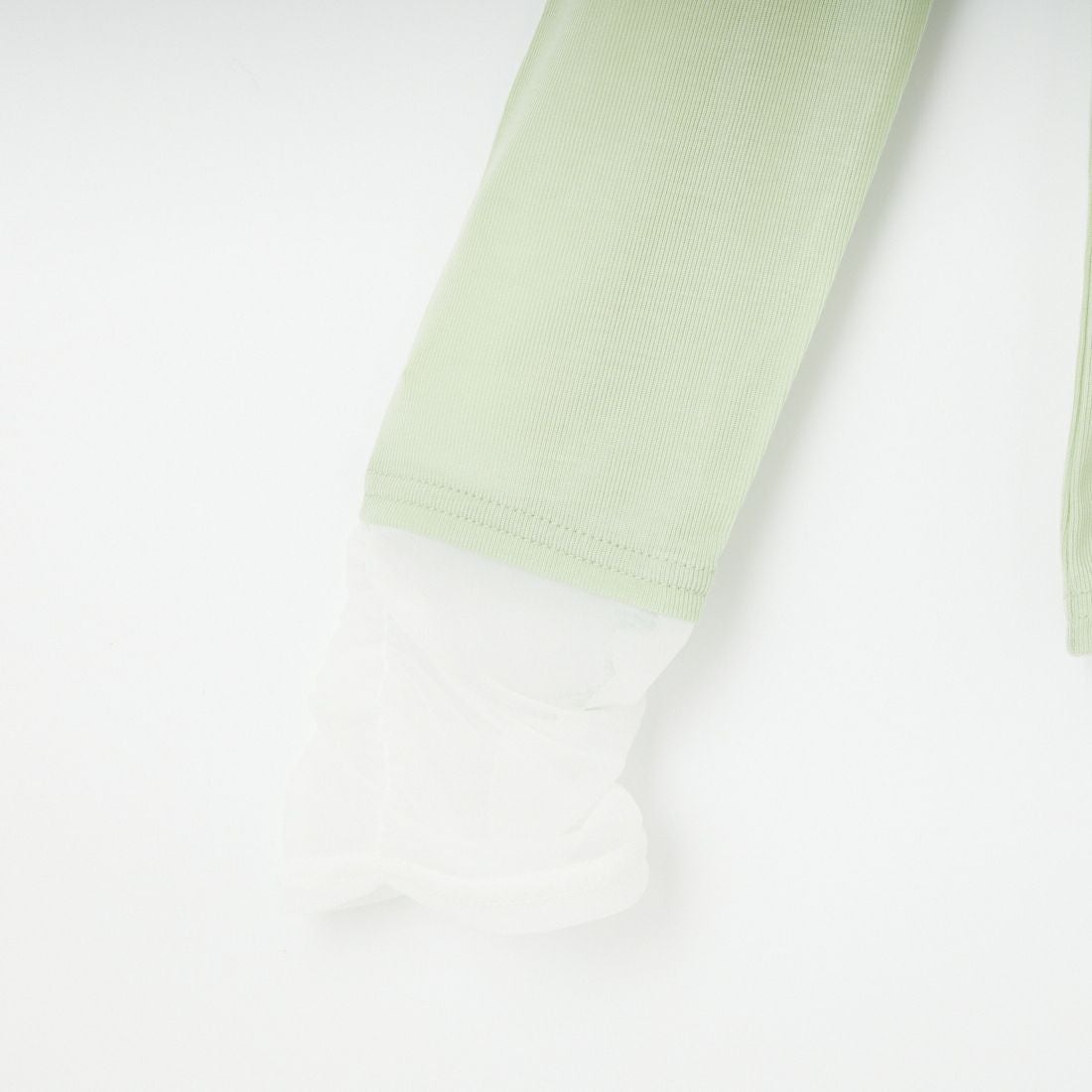 DIGNITE COLLIER [ディニテコリエ] 袖シャーリングプルオーバー [80267005] 061 ﾐﾝﾄｸﾞﾘ