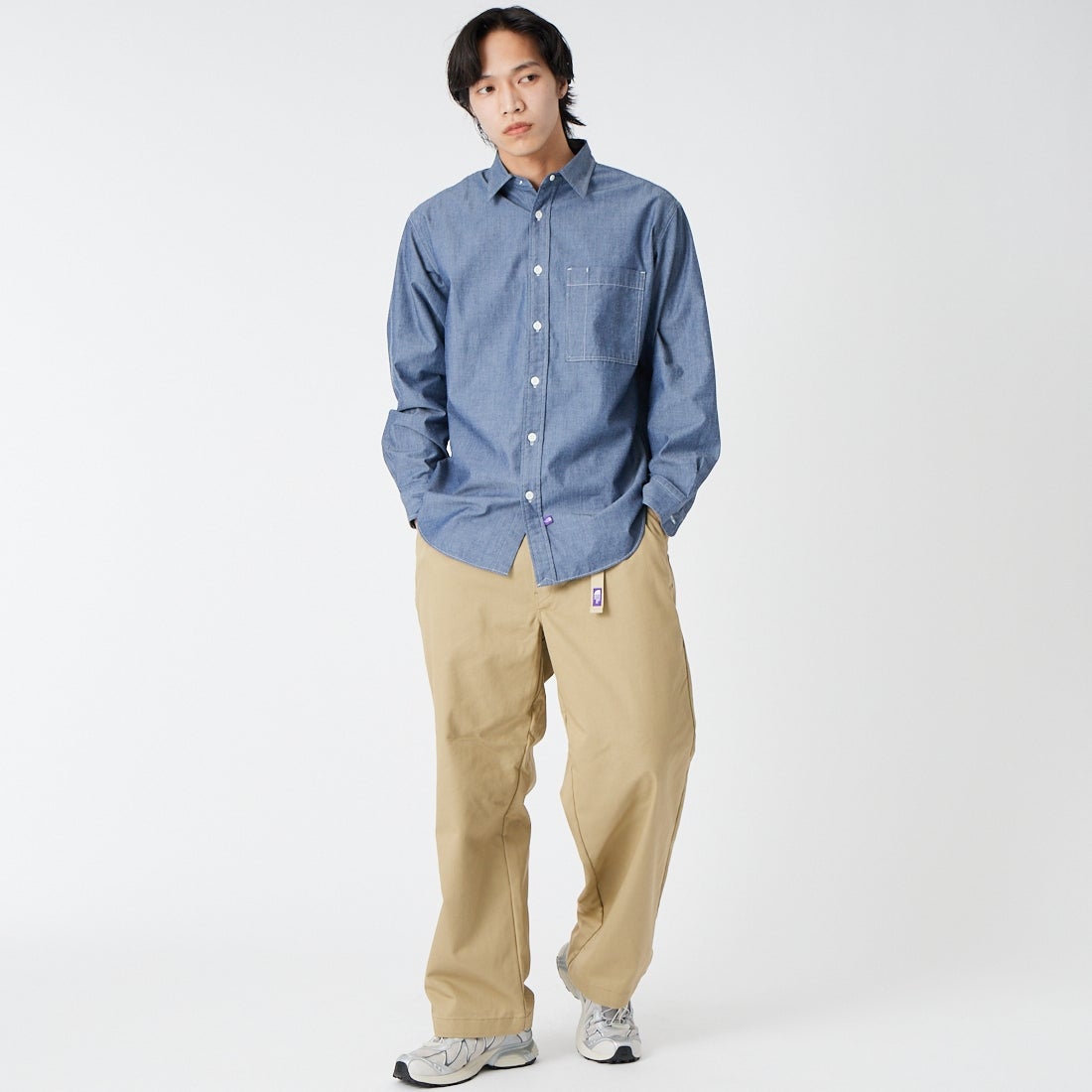 THE NORTH FACE PURPLE LABEL [ザ ノースフェイス パープルレーベル] レギュラーカラー シャンブレーフィールドシャツ [N25FG061] ID INDIGO &&モデル身長：179cm 着用サイズ：M&&