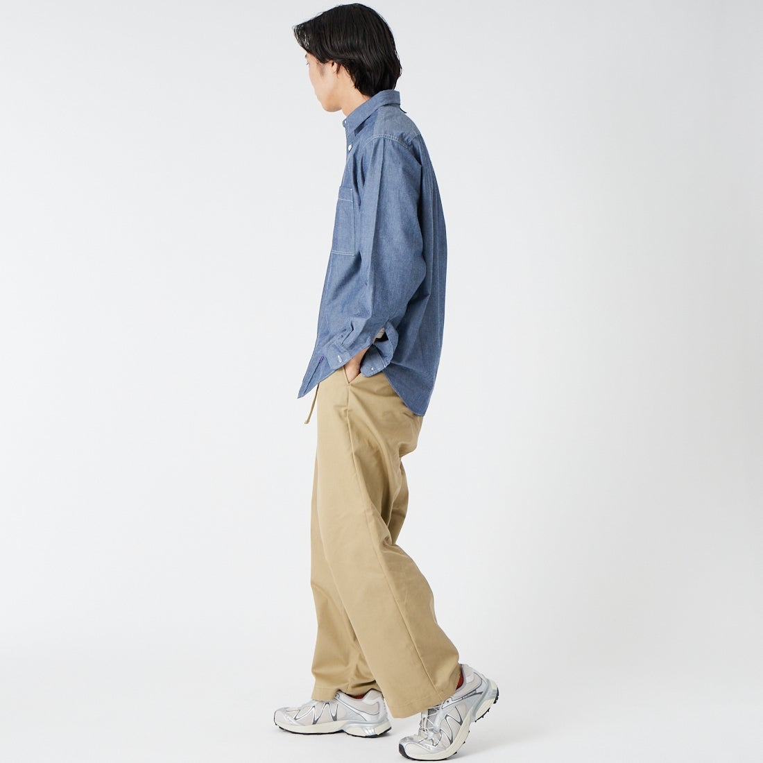 THE NORTH FACE PURPLE LABEL [ザ ノースフェイス パープルレーベル] レギュラーカラー シャンブレーフィールドシャツ [N25FG061] ID INDIGO &&モデル身長：179cm 着用サイズ：M&&