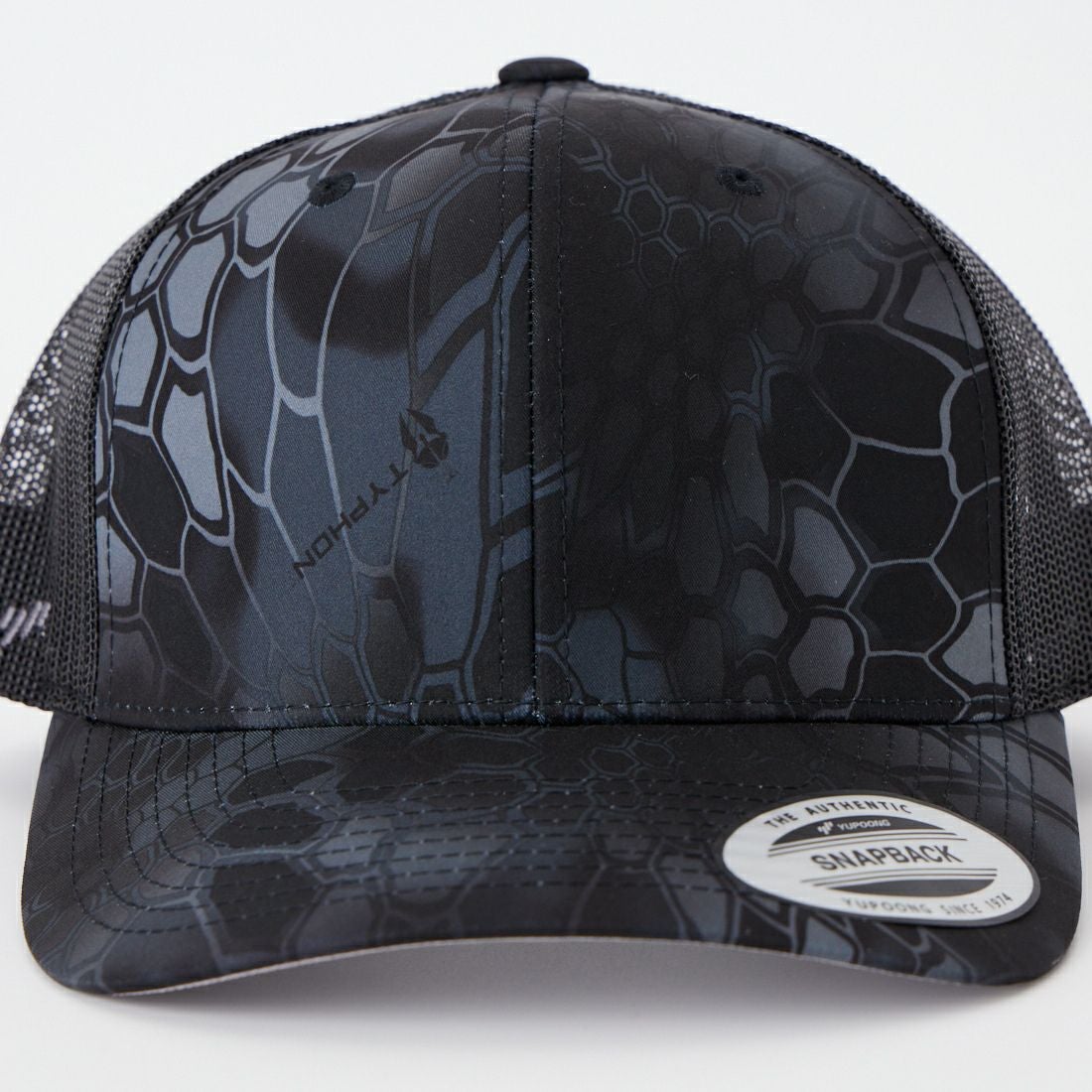 YP CLASSICS [ワイピークラシックス] Flexfit Kryptek レトロトラッカーキャップ [RETRO-TRUCKER-CAP] BLACK