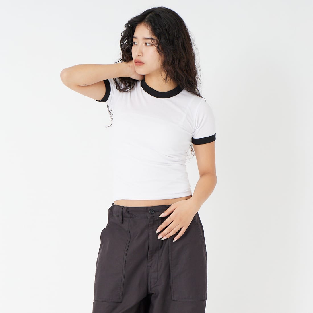 LOS ANGELES APPAREL [ロサンゼルスアパレル] ポリコットンリンガーTシャツ [RINGERS-WOMENS-TEE] WHITE/BLK &&モデル身長：162cm 着用サイズ：S&&