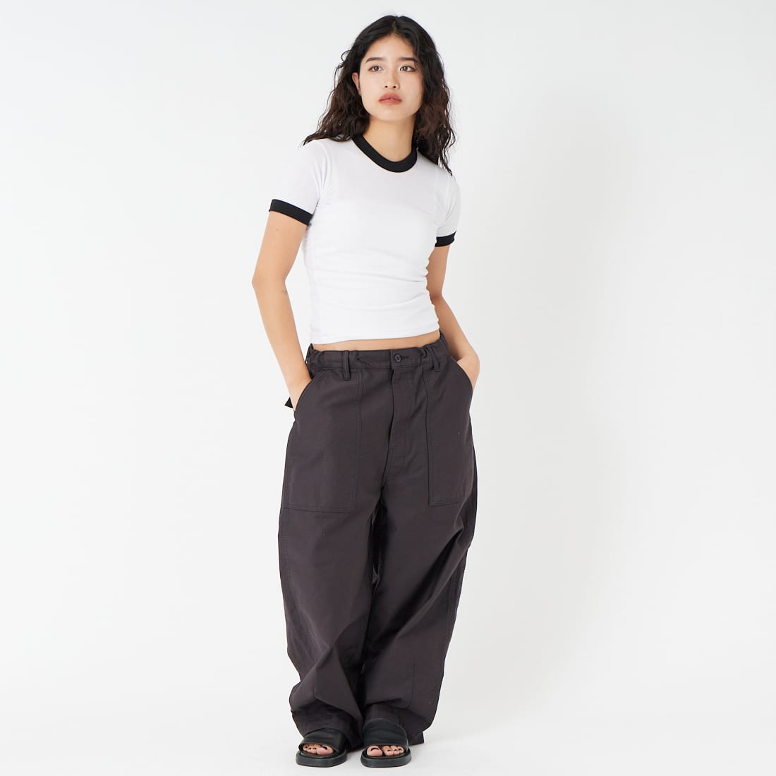 LOS ANGELES APPAREL [ロサンゼルスアパレル] ポリコットンリンガーTシャツ [RINGERS-WOMENS-TEE] WHITE/BLK &&モデル身長：162cm 着用サイズ：S&&