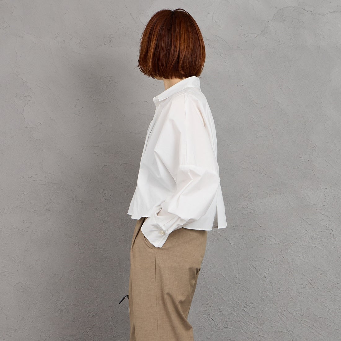 mizuiro ind [ミズイロインド] コクーンショートシャツ [1-230164] 11 OFF WHI &&モデル身長：158cm 着用サイズ：F&&