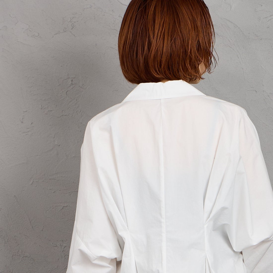 mizuiro ind [ミズイロインド] コクーンショートシャツ [1-230164] 11 OFF WHI &&モデル身長：158cm 着用サイズ：F&&