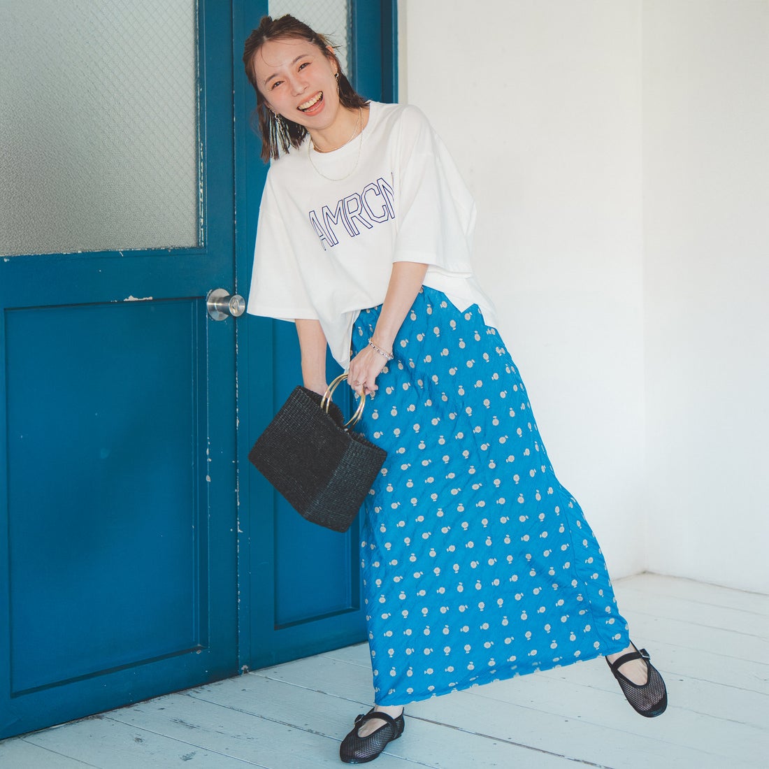 Americana × JEANS FACTORY [アメリカーナ × ジーンズファクトリー] 別注 AMRCN ショート丈フロッキープリントTシャツ [ASO-M-851-1-JF] ｵﾌﾎﾜｲﾄ &&モデル身長：153cm 着用サイズ：ONE SIZE&&