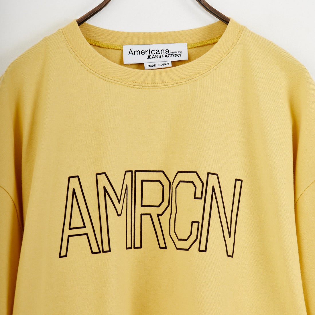 Americana × JEANS FACTORY [アメリカーナ × ジーンズファクトリー] 別注 AMRCN ショート丈フロッキープリントTシャツ [ASO-M-851-1-JF] ｲｴﾛｰ