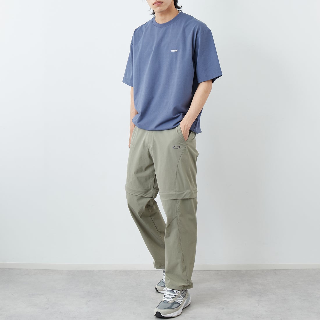 Marmot [マーモット] 別注 ドローコード付き マーモットバックプリントTシャツ [MTSS26MST335IN-JF] INDIGO &&モデル身長：179cm 着用サイズ：L&&