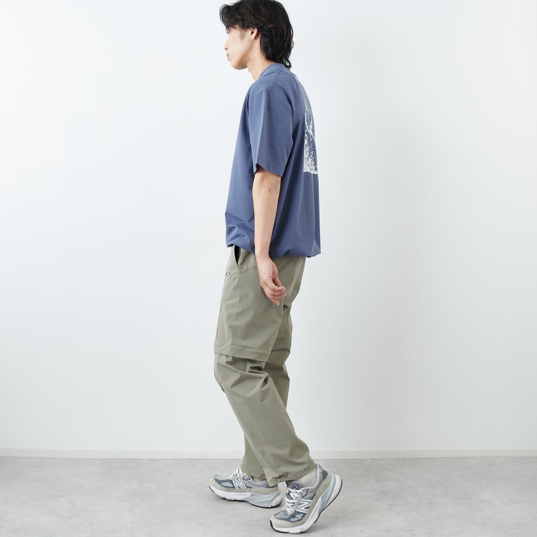 Marmot [マーモット] 別注 ドローコード付き マーモットバックプリントTシャツ [MTSS26MST335IN-JF] INDIGO &&モデル身長：179cm 着用サイズ：L&&