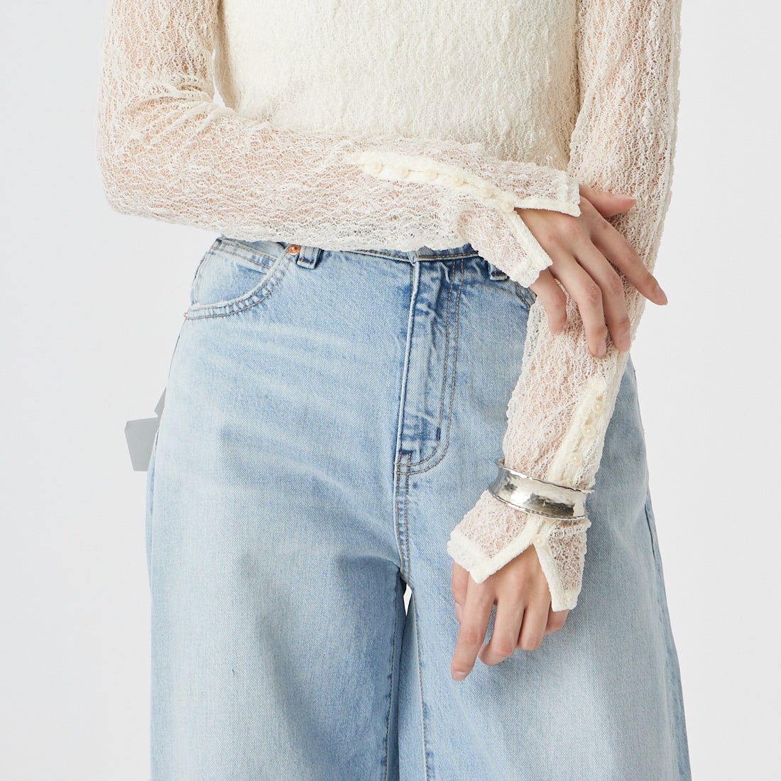 USINE [ユジーヌ] シアーレースカットソー [IN3-CST-6] 3 ｵﾌﾎﾜｲﾄ &&モデル身長：162cm 着用サイズ：F&&