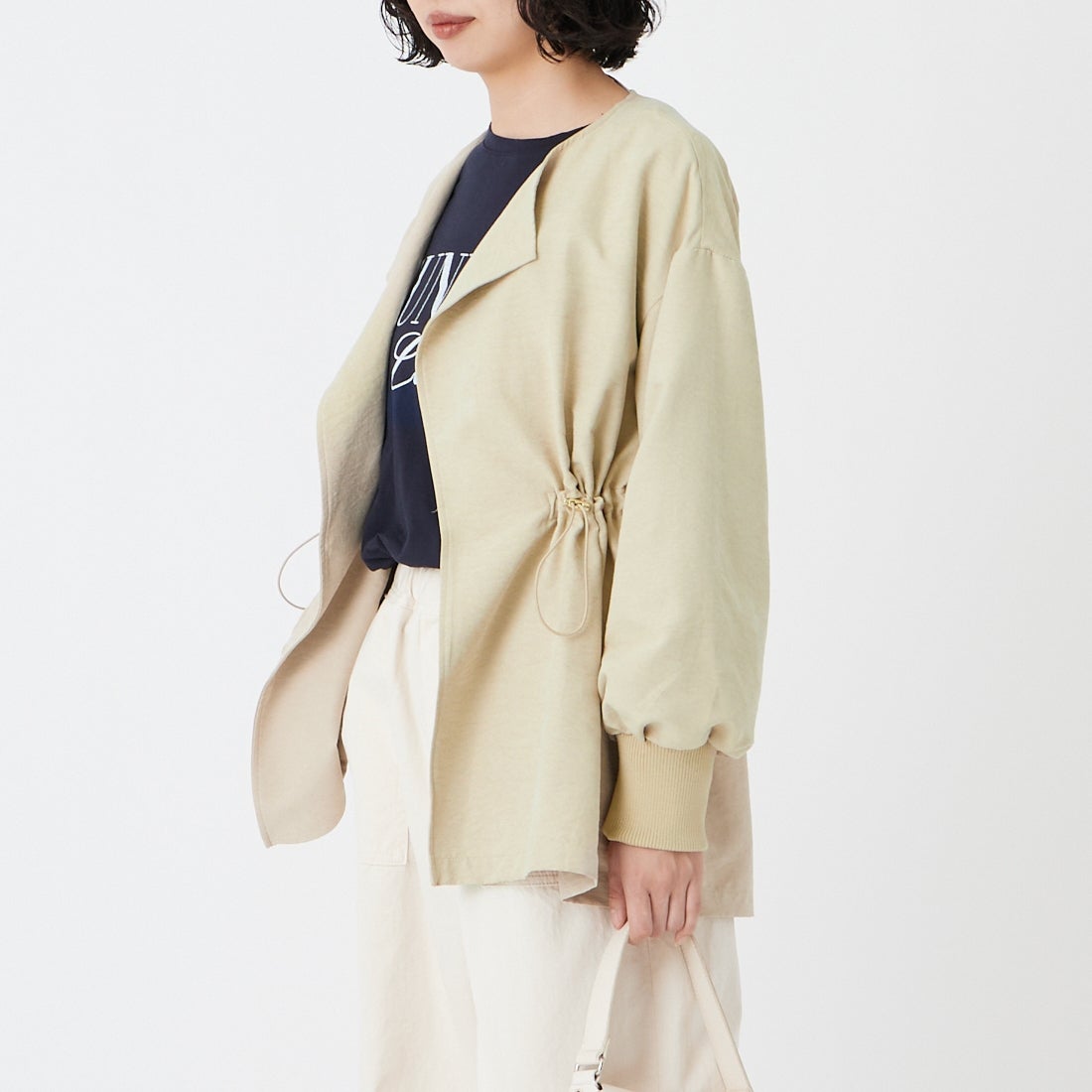 Jf Ready Made [ジェイエフレディメイド] スエードライク ピーチウエストドローコート [8560249-01] 61 ﾍﾞｰｼﾞｭ &&モデル身長：162cm 着用サイズ：F&&