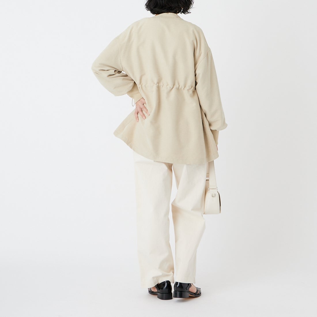 Jf Ready Made [ジェイエフレディメイド] スエードライク ピーチウエストドローコート [8560249-01] 61 ﾍﾞｰｼﾞｭ &&モデル身長：162cm 着用サイズ：F&&