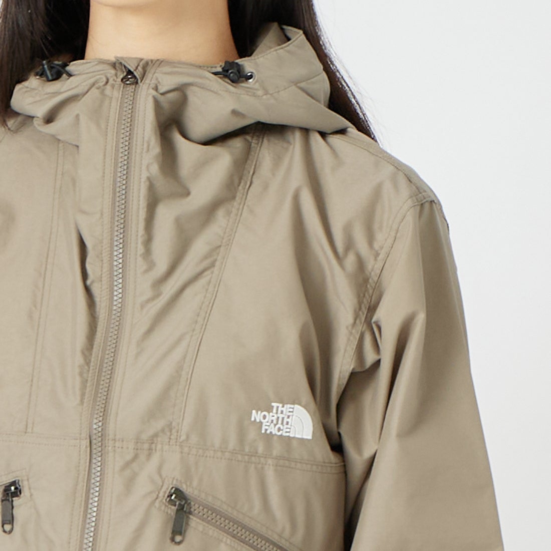 THE NORTH FACE [ザ ノースフェイス] ショートコンパクトジャケット [NPW22630] MR &&モデル身長：162cm 着用サイズ：M&&