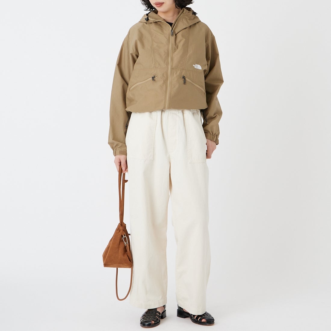 THE NORTH FACE [ザ ノースフェイス] ショートコンパクトジャケット [NPW22630]CK &&モデル身長：162cm 着用サイズ：M&&