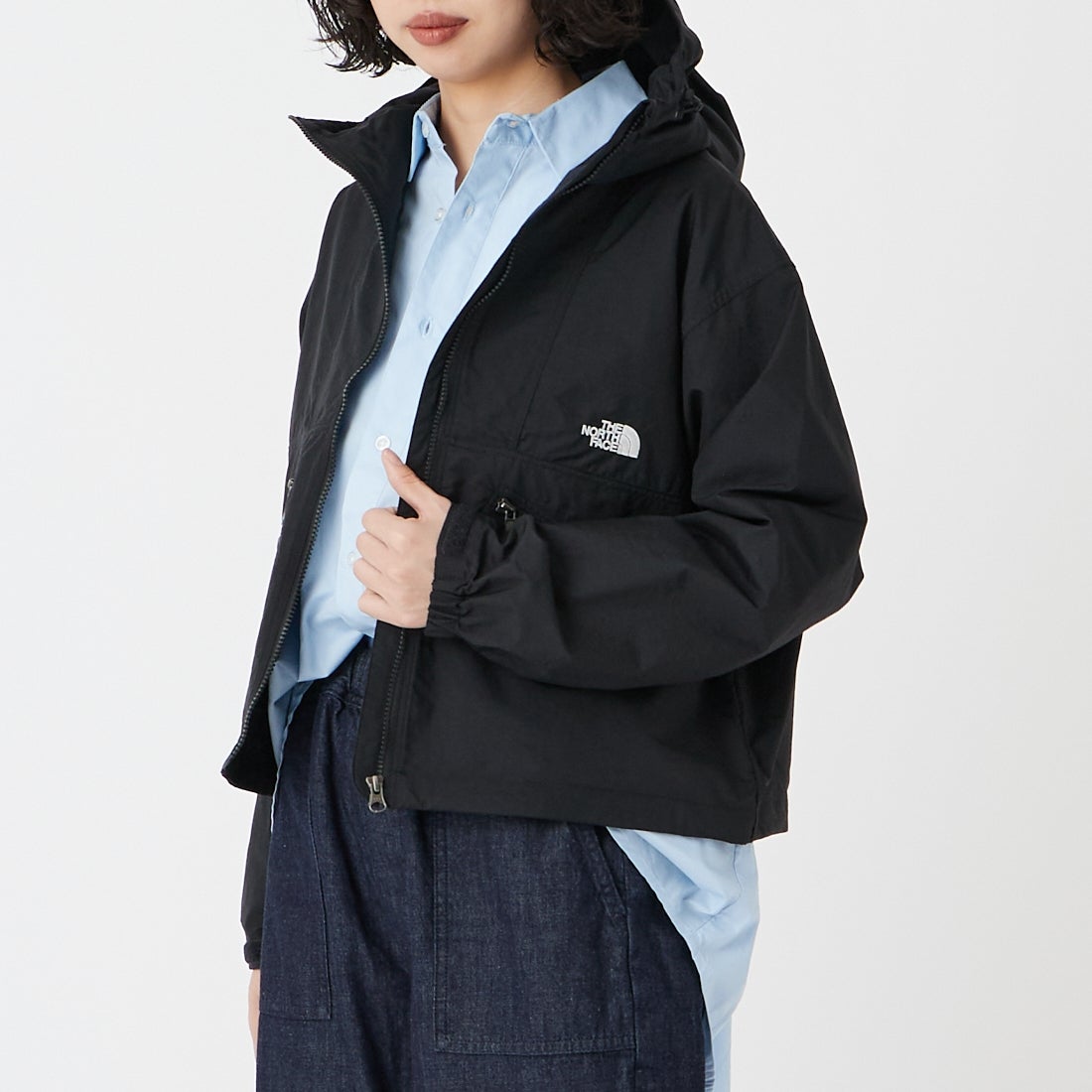 THE NORTH FACE [ザ ノースフェイス] ショートコンパクトジャケット [NPW22630] K &&モデル身長：162cm 着用サイズ：M&&