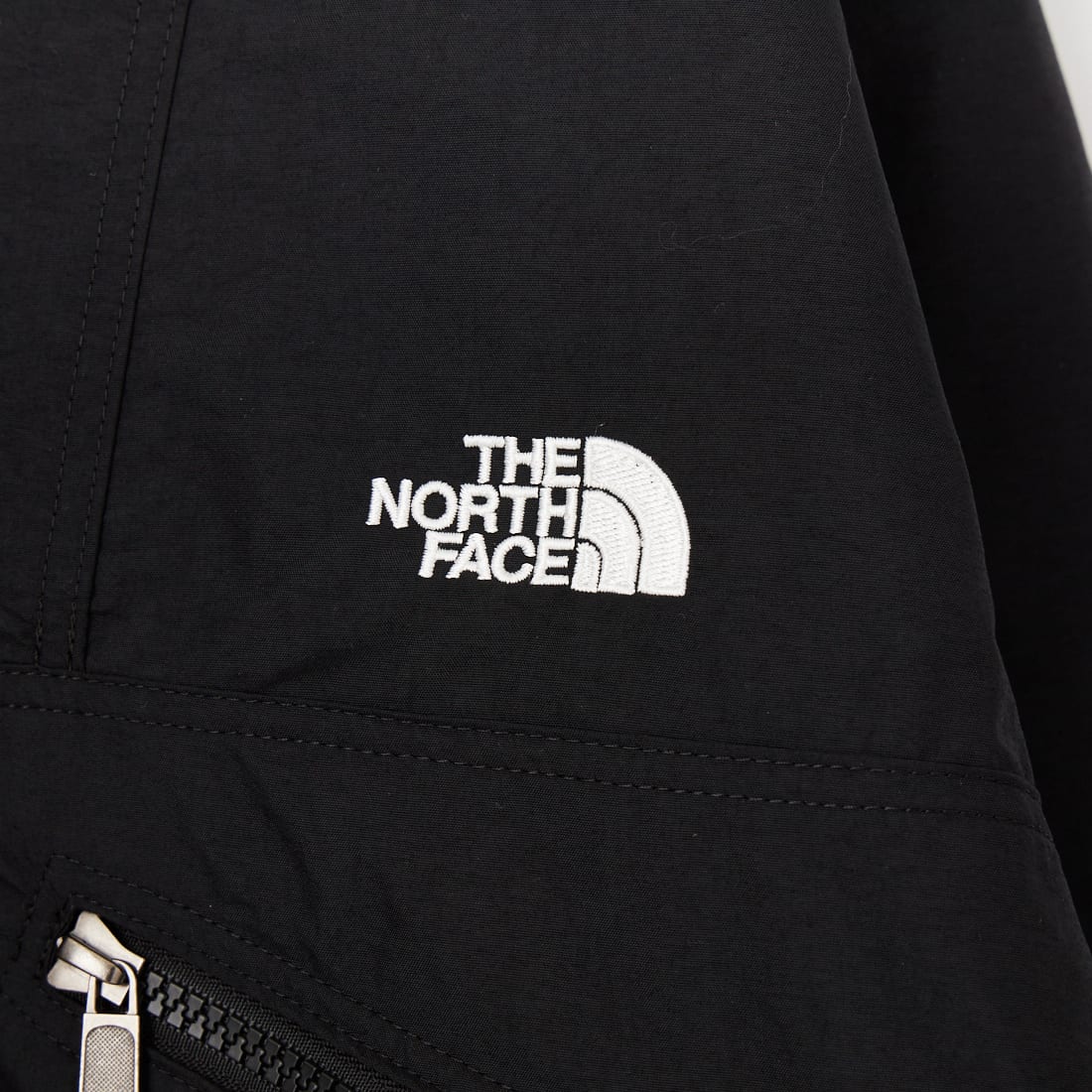 THE NORTH FACE [ザ ノースフェイス] ショートコンパクトジャケット [NPW22630] K