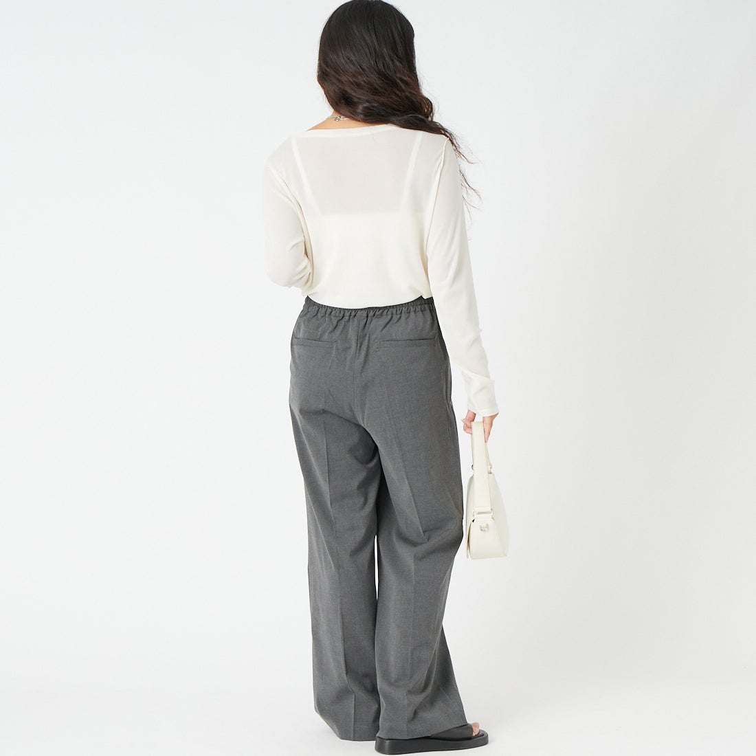 Jeans Factory Clothes [ジーンズ 31 BEIGEファクトリークローズ] センタープレスイージーフレアーパンツ [IN20-PT-6] 10 CHARCOA &&モデル身長：162cm 着用サイズ：M&&