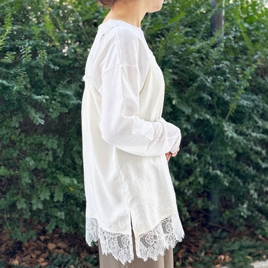 CLOCHE [クロシェ] サテン風レースキャミソール [61285710] ｵﾌ &&モデル身長：151cm 着用サイズ：2&&