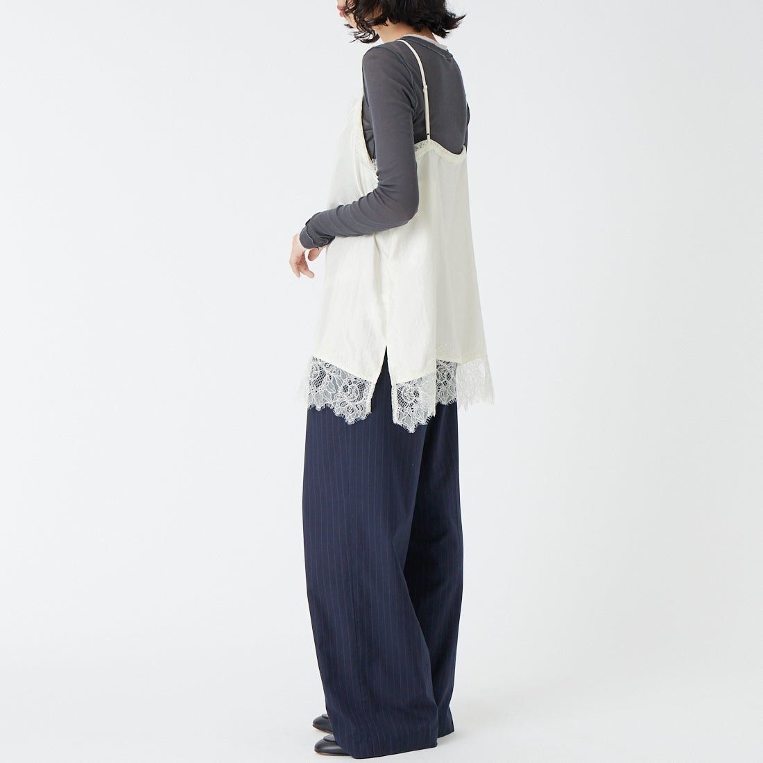 CLOCHE [クロシェ] サテン風レースキャミソール [61285710] ｵﾌ &&モデル身長：162cm 着用サイズ：2&&