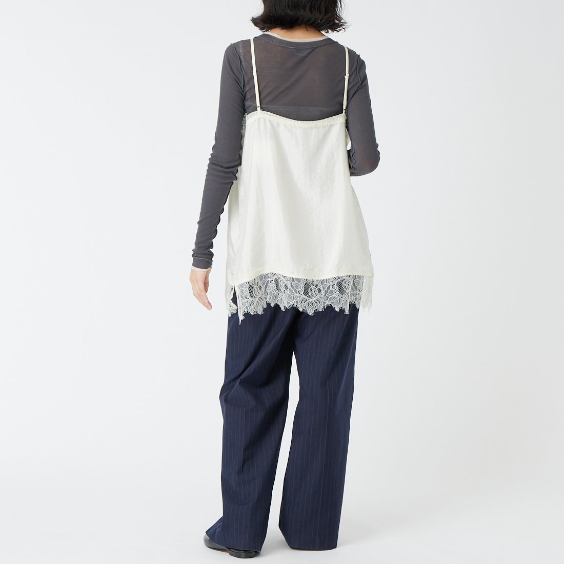 CLOCHE [クロシェ] サテン風レースキャミソール [61285710] ｵﾌ &&モデル身長：162cm 着用サイズ：2&&