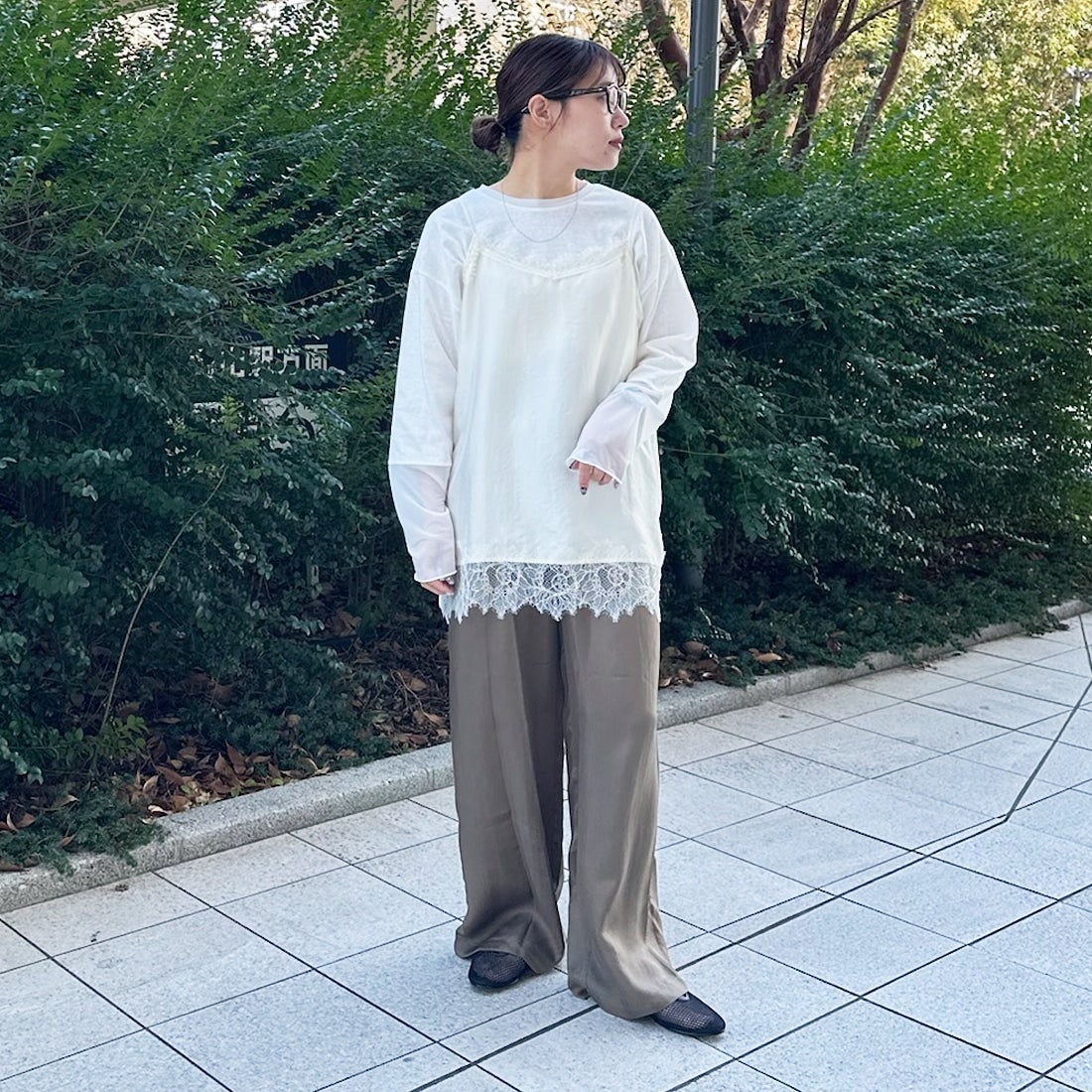 CLOCHE [クロシェ] サテン風レースキャミソール [61285710] ｵﾌ &&モデル身長：151cm 着用サイズ：2&&