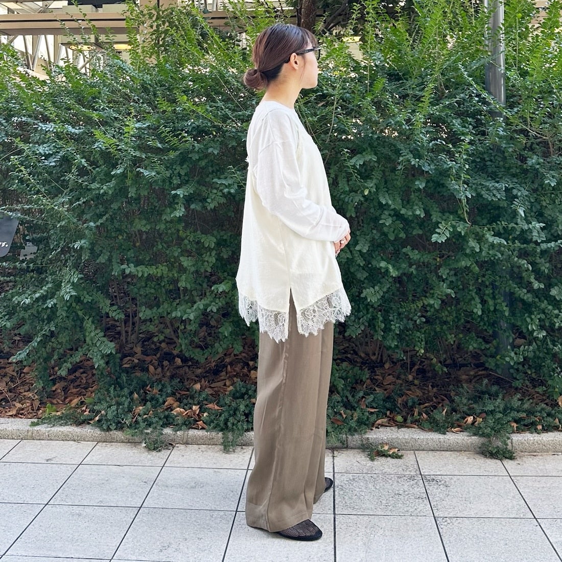 CLOCHE [クロシェ] サテン風レースキャミソール [61285710] ｵﾌ &&モデル身長：151cm 着用サイズ：2&&