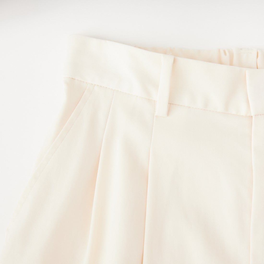 MICA&DEAL [マイカアンドディール] フィブリルタックパンツ [0126103031] OFF WHITE