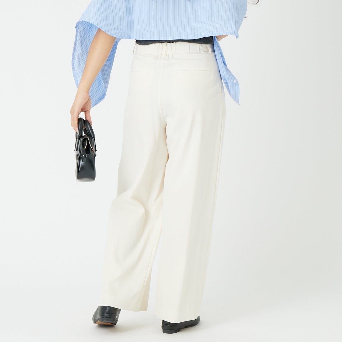 MICA&DEAL [マイカアンドディール] フィブリルタックパンツ [0126103031] OFF WHITE &&モデル身長：162cm 着用サイズ：36&&