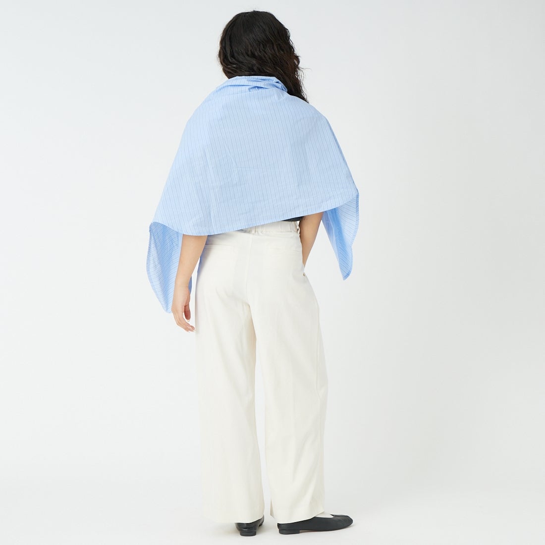 MICA&DEAL [マイカアンドディール] フィブリルタックパンツ [0126103031] OFF WHITE &&モデル身長：162cm 着用サイズ：36&&