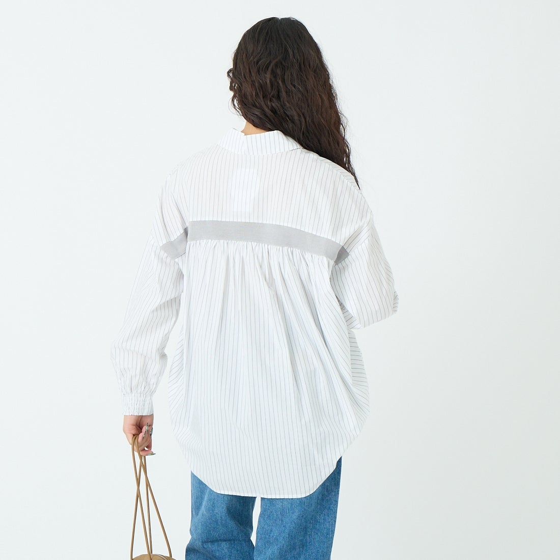 Jf Ready Made [ジェイエフレディメイド] コーマコットン オーバーギャザーブラウス [4126101] ｵﾌ/ﾌﾞﾗｯｸ &&モデル身長：162cm 着用サイズ：F&&